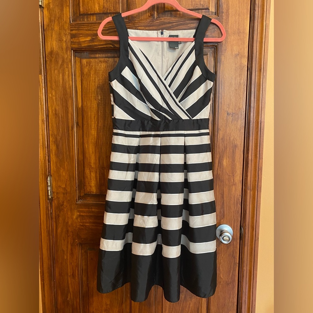 Gabby Skye Black and Beige Striped Midi Dress